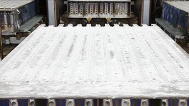 河南輕質隔墻板生產設備-自動化隔墻板機設備找對專業的才能事半功倍