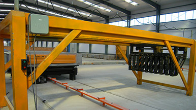 復合夾芯保溫墻板生產線-高防火、高隔音墻板的制造神器