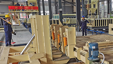 恭賀江西客戶石膏墻板生產(chǎn)線順利投產(chǎn) 石膏墻板設(shè)備 恭賀江西客戶石膏墻板生產(chǎn)線順利投產(chǎn) 石膏墻板設(shè)備